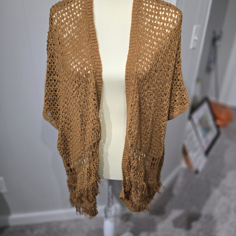 Knox Rose Open Knit Fringe Poncho - Tan